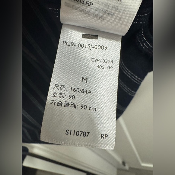 Levi's Button Down Shirt - Picture 5 of 7